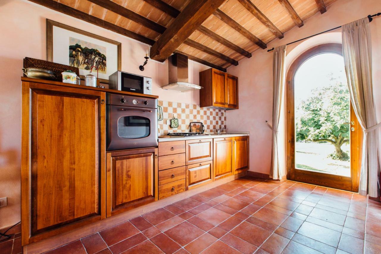 Fontemarinaalta Villa Montorsaio Luaran gambar